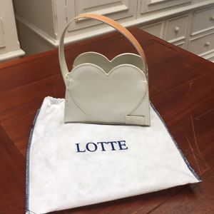 LOTTE WHITE MINI HEART HANDBAG